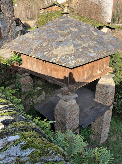 Horreo - Puebla de Navia